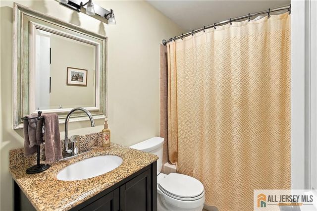 7053 Elm Court, South Brunswick, NJ 08852