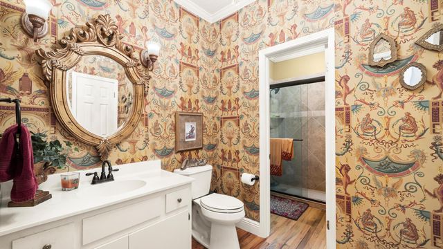 217 Yacht Club Drive, Fort Walton Beach, FL 32548