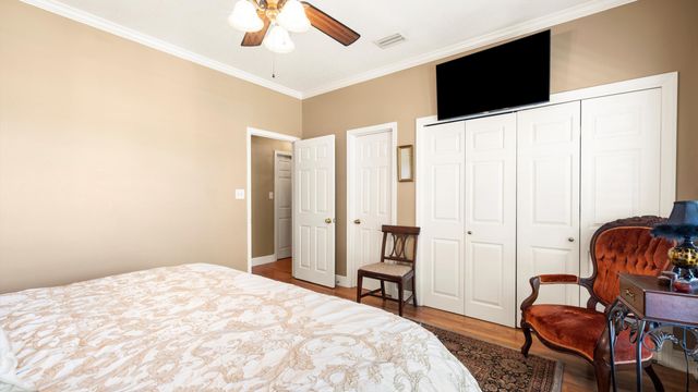 217 Yacht Club Drive, Fort Walton Beach, FL 32548