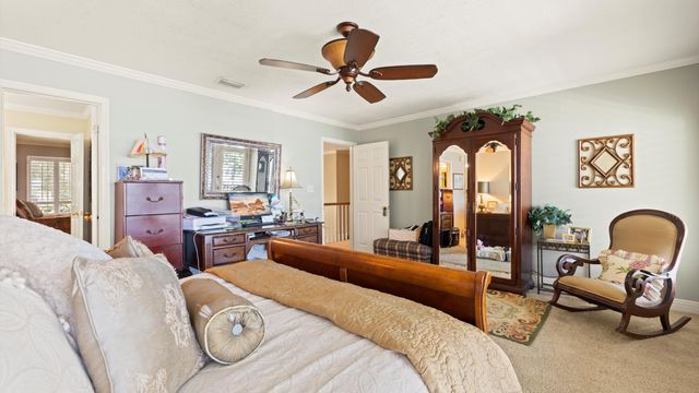 217 Yacht Club Drive, Fort Walton Beach, FL 32548