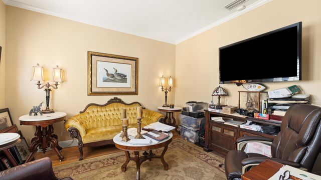 217 Yacht Club Drive, Fort Walton Beach, FL 32548