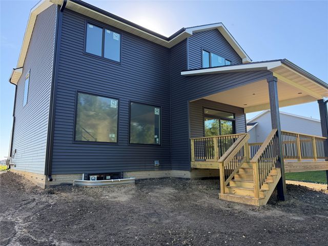 550 NW Georgetown Drive, Waukee, IA 50263