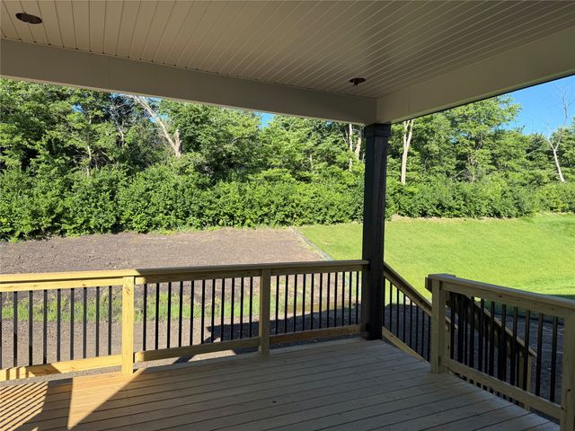 550 NW Georgetown Drive, Waukee, IA 50263