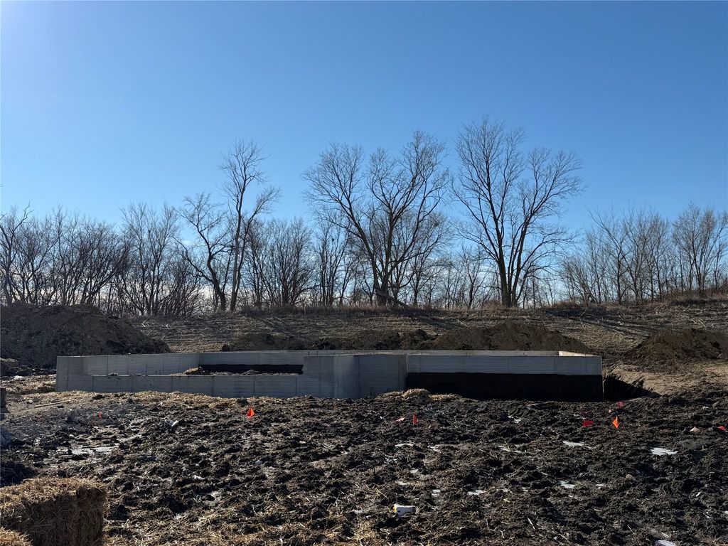 550 NW Georgetown Drive, Waukee, IA 50263