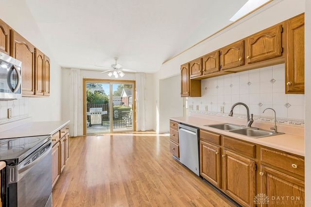 250 Winter Creek Court, Englewood, OH 45322