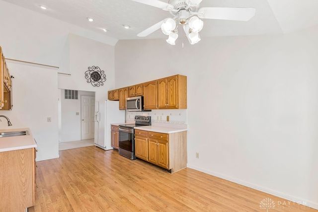 250 Winter Creek Court, Englewood, OH 45322