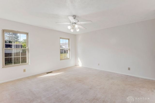 250 Winter Creek Court, Englewood, OH 45322