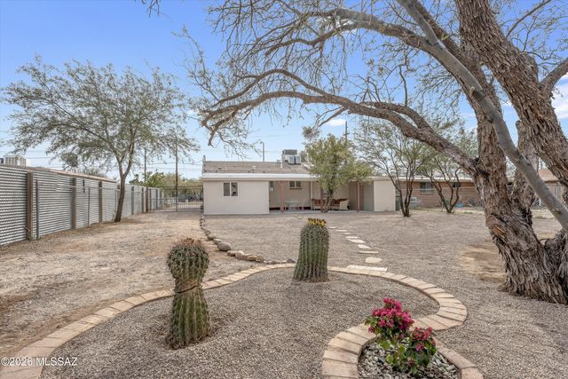 3945 E Glenn Street, Tucson, AZ 85712