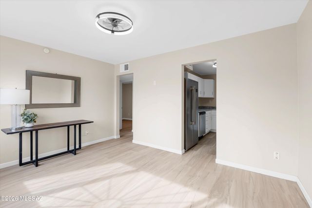 3945 E Glenn Street, Tucson, AZ 85712