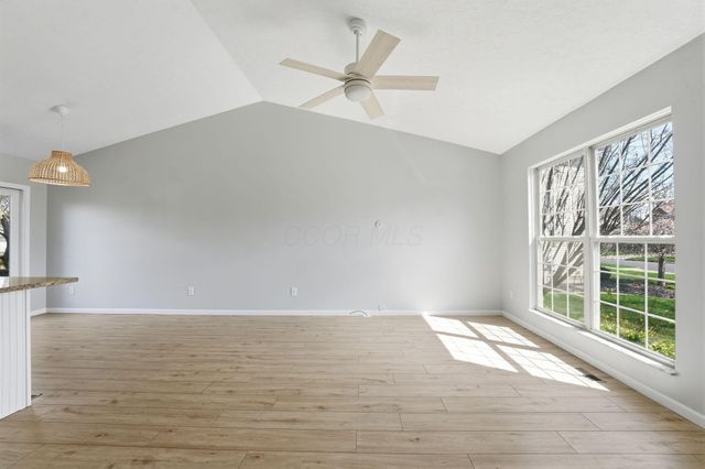 6408 Pinefield Drive, Hilliard, OH 43026