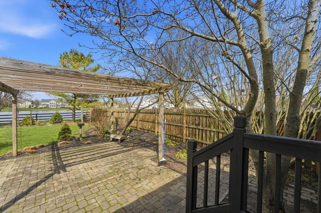 6408 Pinefield Drive, Hilliard, OH 43026