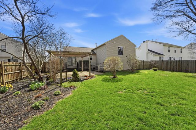 6408 Pinefield Drive, Hilliard, OH 43026