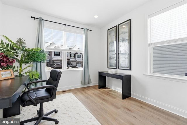 131 CHARLES LN, Harleysville, PA 19438