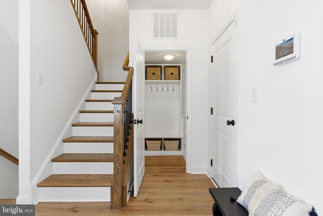 131 CHARLES LN, Harleysville, PA 19438