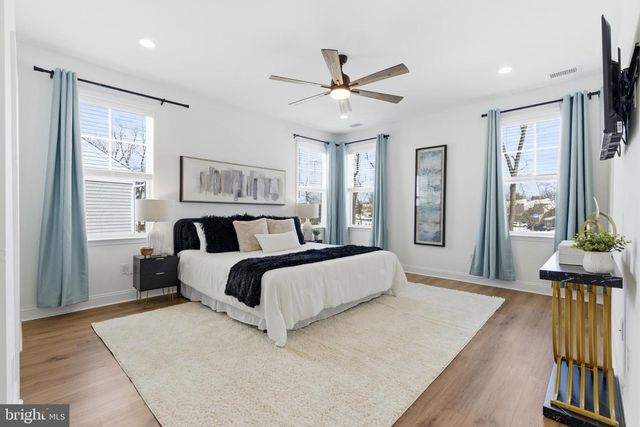 131 CHARLES LN, Harleysville, PA 19438