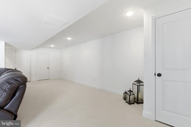 131 CHARLES LN, Harleysville, PA 19438