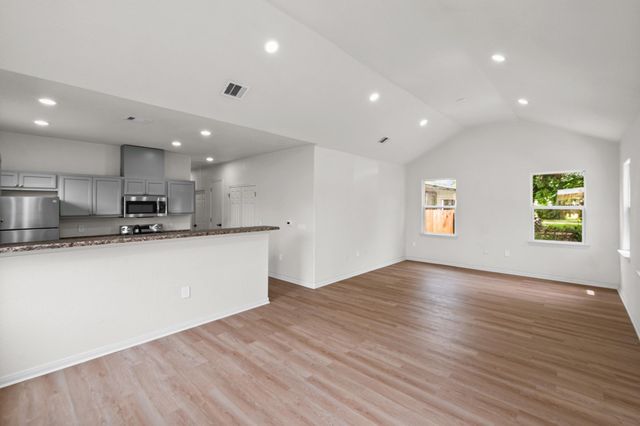 4415 Castor Street, Houston, TX 77022