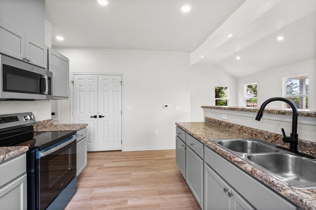 4415 Castor Street, Houston, TX 77022