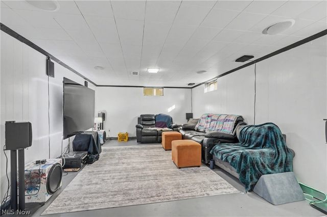 97 Rosary Drive, Campbell, OH 44405