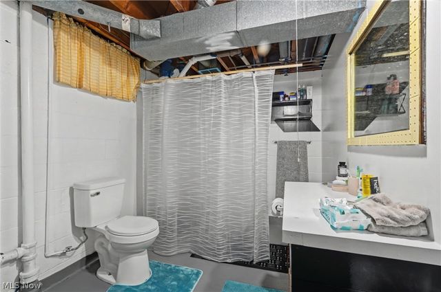 97 Rosary Drive, Campbell, OH 44405