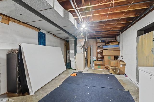 97 Rosary Drive, Campbell, OH 44405