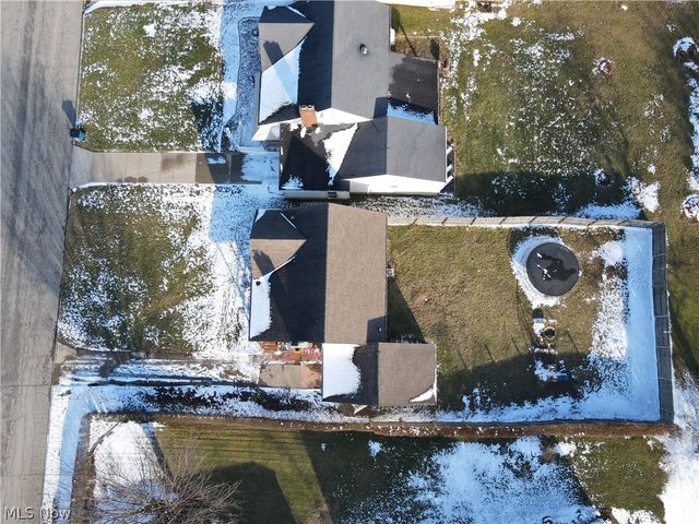 97 Rosary Drive, Campbell, OH 44405