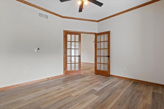 2072 W Hope LANE, Oak Creek, WI 53154