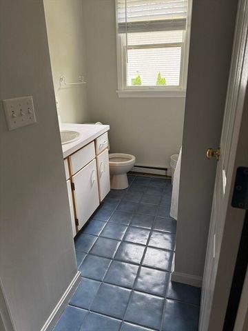 183 Monomoscoy Road, Mashpee, MA 02649