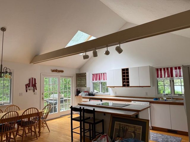 183 Monomoscoy Road, Mashpee, MA 02649