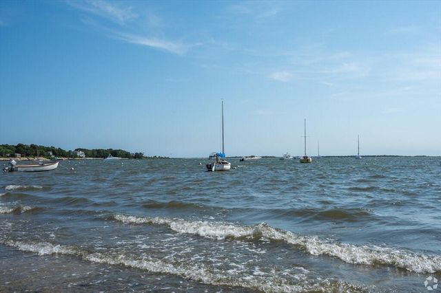 183 Monomoscoy Road, Mashpee, MA 02649