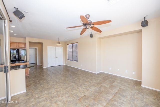 2023 W Shackleton Drive, Phoenix, AZ 85086