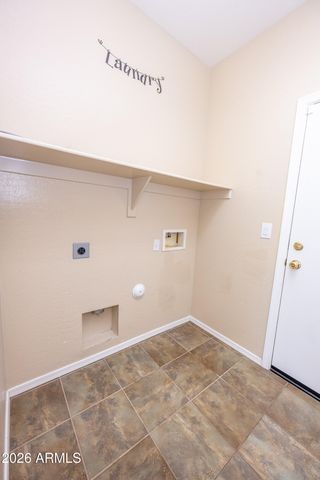 2023 W Shackleton Drive, Phoenix, AZ 85086