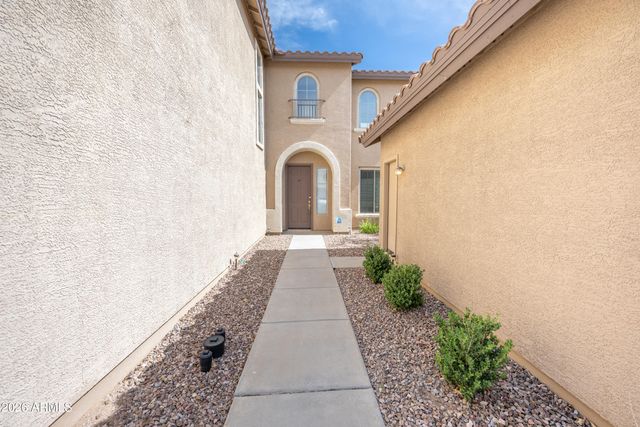 2023 W Shackleton Drive, Phoenix, AZ 85086