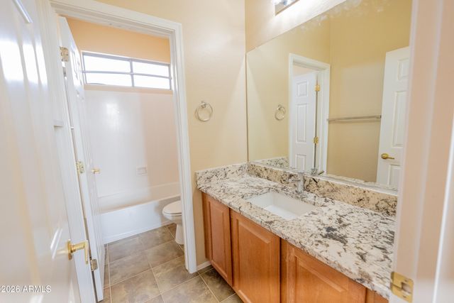 2023 W Shackleton Drive, Phoenix, AZ 85086