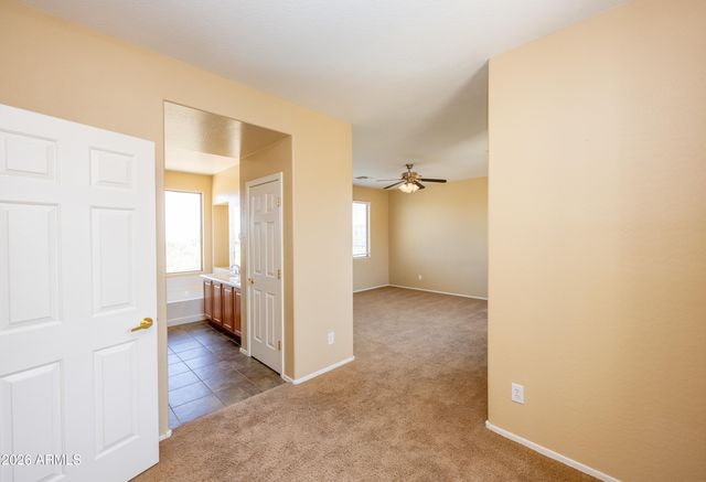 2023 W Shackleton Drive, Phoenix, AZ 85086