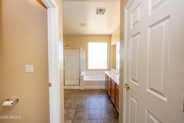 2023 W Shackleton Drive, Phoenix, AZ 85086