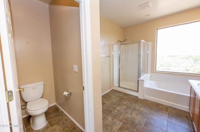2023 W Shackleton Drive, Phoenix, AZ 85086