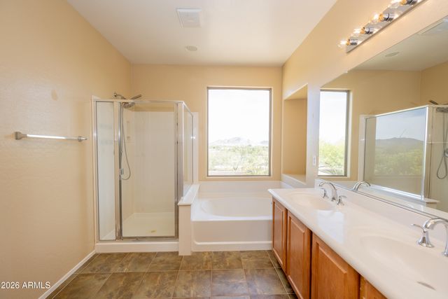 2023 W Shackleton Drive, Phoenix, AZ 85086