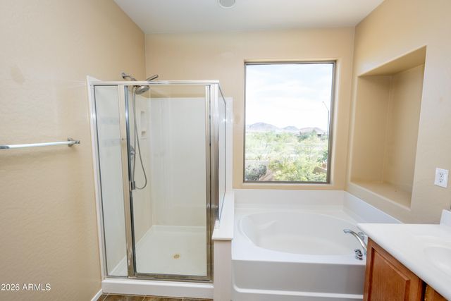 2023 W Shackleton Drive, Phoenix, AZ 85086