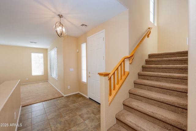 2023 W Shackleton Drive, Phoenix, AZ 85086
