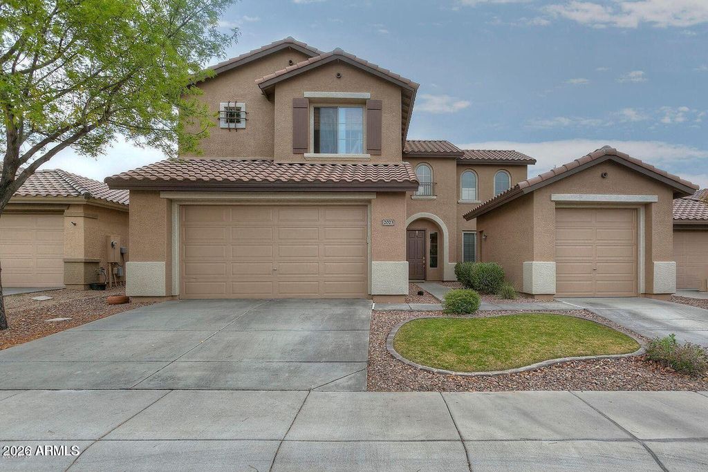 2023 W Shackleton Drive, Phoenix, AZ 85086