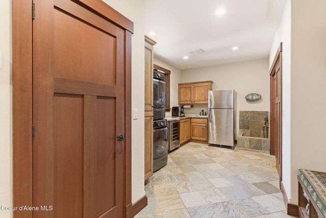 1521 Northshore DR, Sandpoint, ID 83864