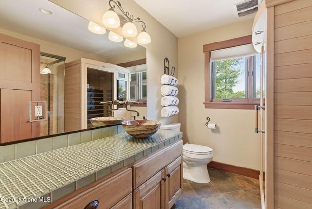 1521 Northshore DR, Sandpoint, ID 83864