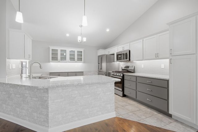10532 Juniper Lane, St. John, IN 46373