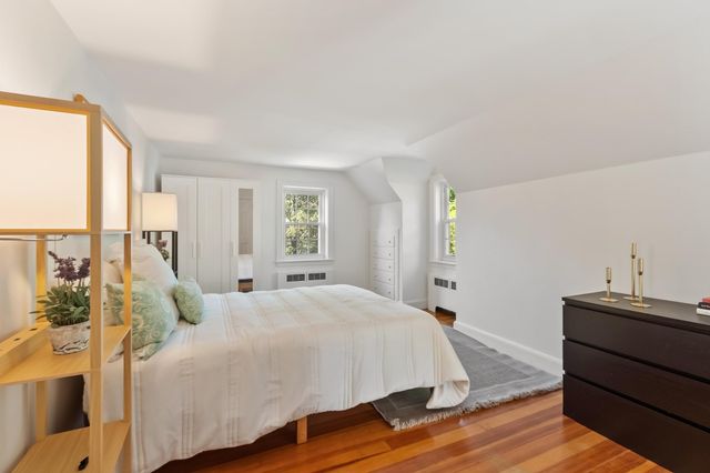 7 Thoreau Court 7, Concord, MA 01742
