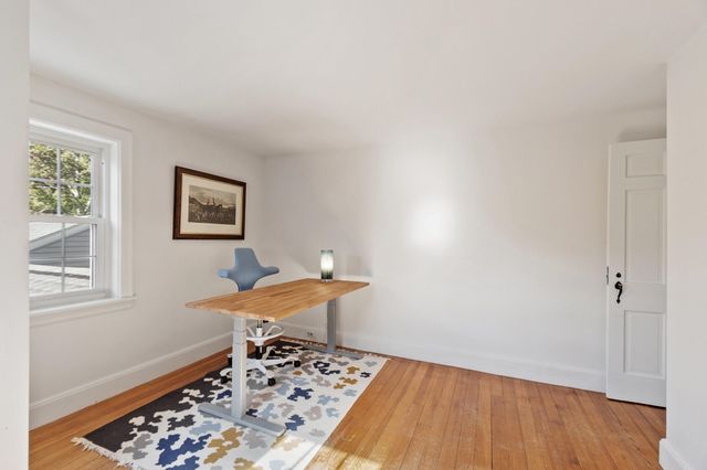 7 Thoreau Court 7, Concord, MA 01742