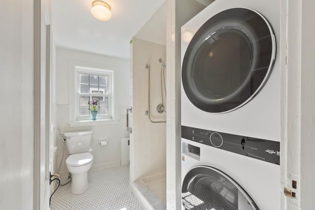 7 Thoreau Court 7, Concord, MA 01742