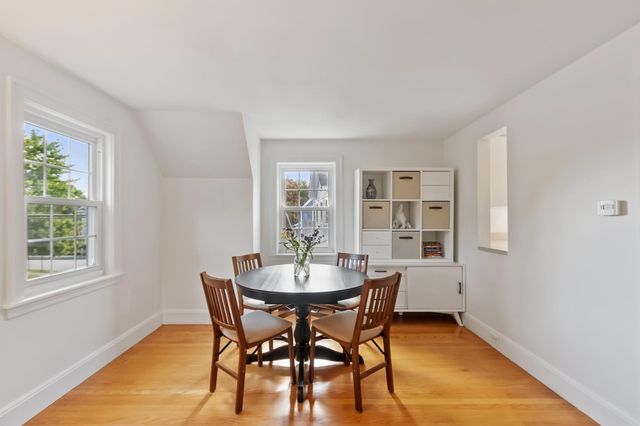 7 Thoreau Court 7, Concord, MA 01742