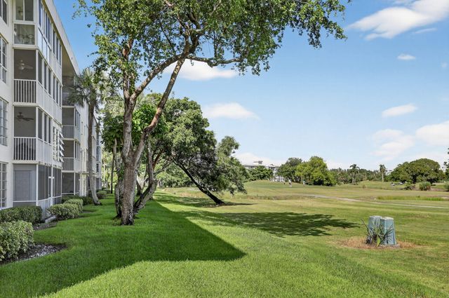 2651 S Palm Aire Drive S 305, Pompano Beach, FL 33069