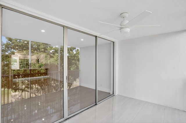 2651 S Palm Aire Drive S 305, Pompano Beach, FL 33069